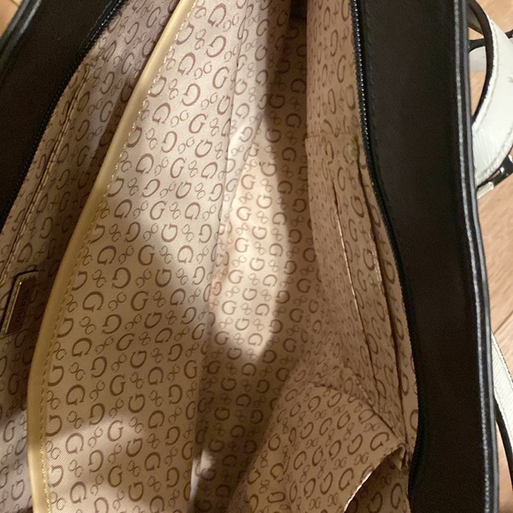 GUESS bag - Picture 3 of 4
